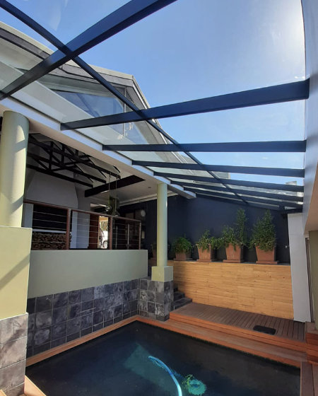 Leant-to conservatory with inside pool